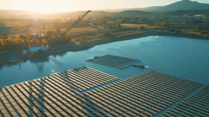 Solaire flottant Peyrolles en Provence